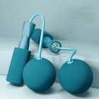 Adjustable weighted cordless jump rope